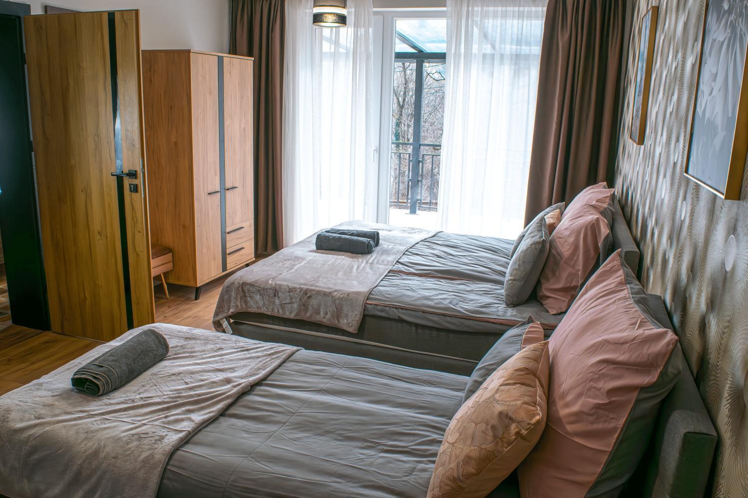 Oazis Tapolca Apartman Miskolc Kültér fotó